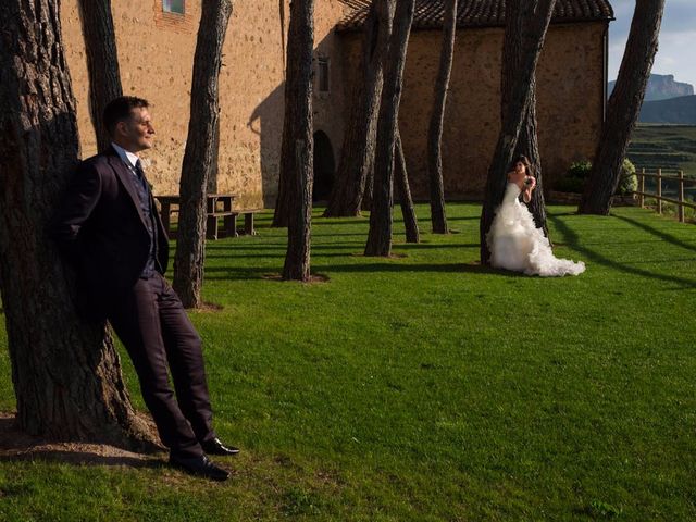 La boda de Miqueas y Soledad en Albelda De Iregua, La Rioja 2