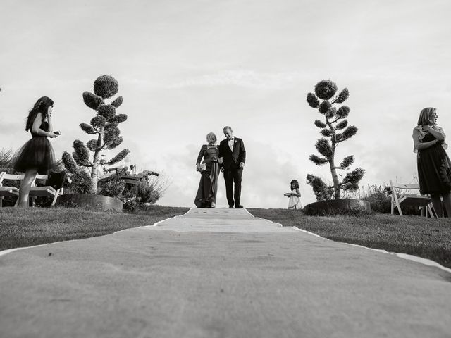 La boda de Gustavo y Gemma en Sant Fost De Campsentelles, Barcelona 48