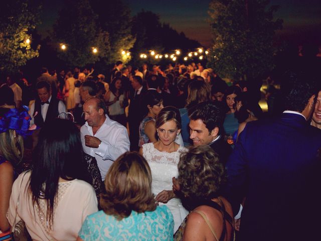 La boda de Carlos y Isabel en Argamasilla De Alba, Ciudad Real 22