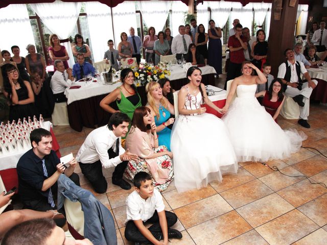 La boda de Núria y Mireya en Montornes Del Valles, Barcelona 21