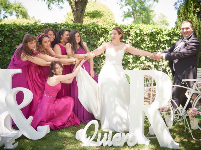 La boda de Ismael y Raquel en Alcalá De Henares, Madrid 19