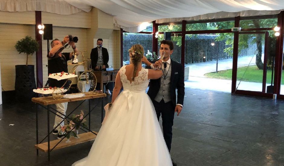 La boda de Oscar y Jennifer en Santiago De Compostela, A Coruña