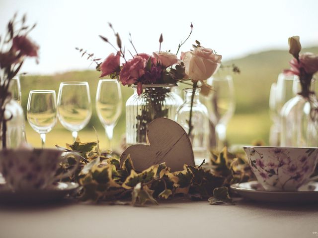 La boda de Toni y Laia en Muntanyola, Barcelona 42