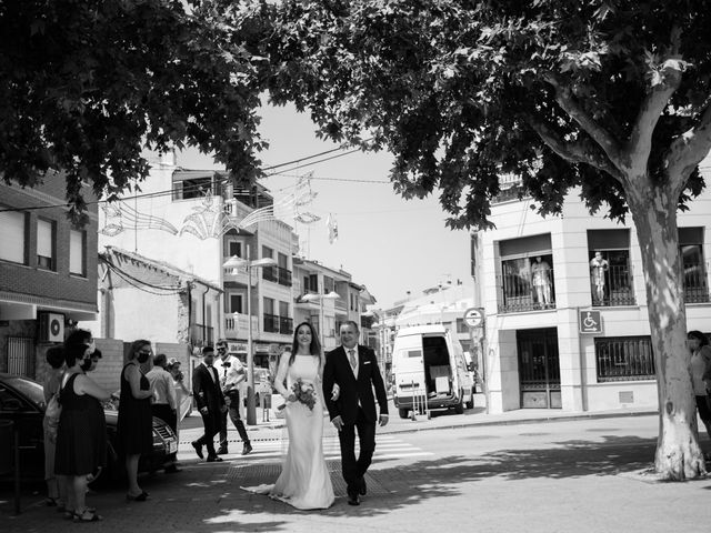 La boda de Mari Cati y Pablo en Quintanar Del Rey, Cuenca 11