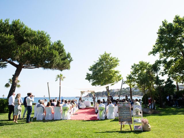 La boda de Elena y Ian en S&apos;Agaró, Girona 25