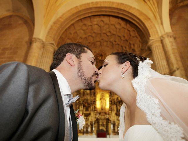 La boda de Ismael y Eva en Alcala De Guadaira, Sevilla 17