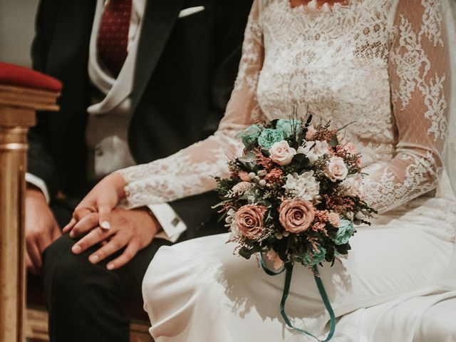 La boda de Pablo y Puri en Bollullos De La Mitacion, Sevilla 33