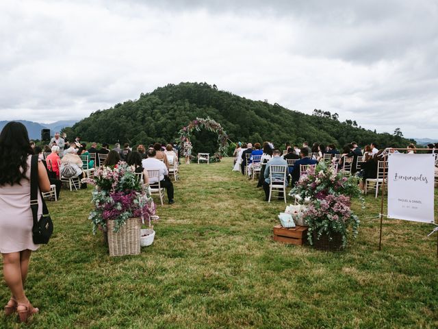 La boda de Raquel y Daniel en Torazo, Asturias 28