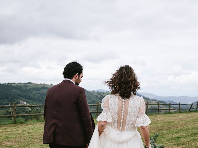 La boda de Raquel y Daniel en Torazo, Asturias 35