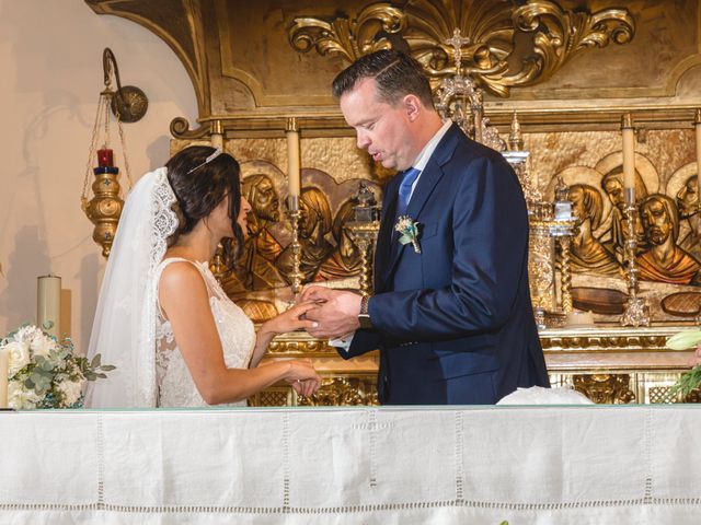 La boda de Anthony Stephen y Eyus en Benalmadena Costa, Málaga 31