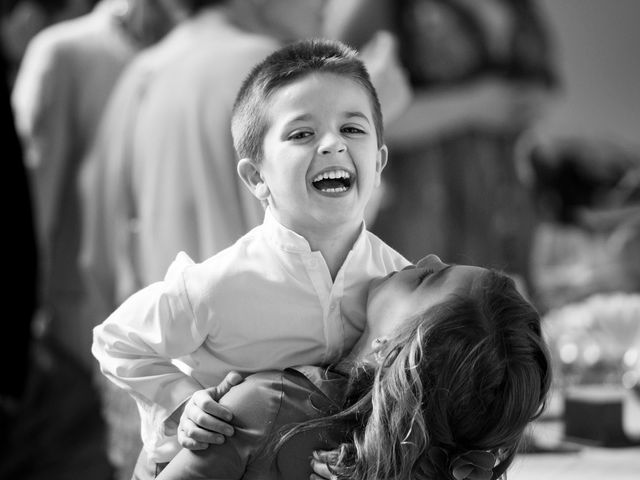 La boda de Carlos y Lorena en Santiago De Compostela, A Coruña 53