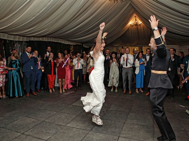 La boda de Rodrigo y María en Saldaña De Burgos, Burgos 24