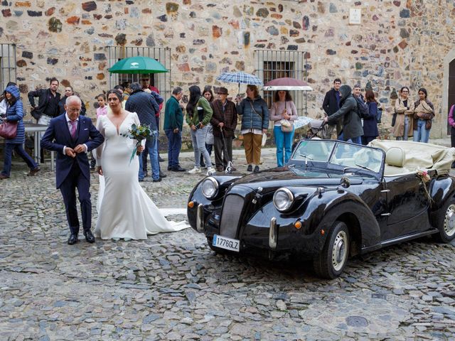 La boda de Ana y Álavaro en Cáceres, Cáceres 27