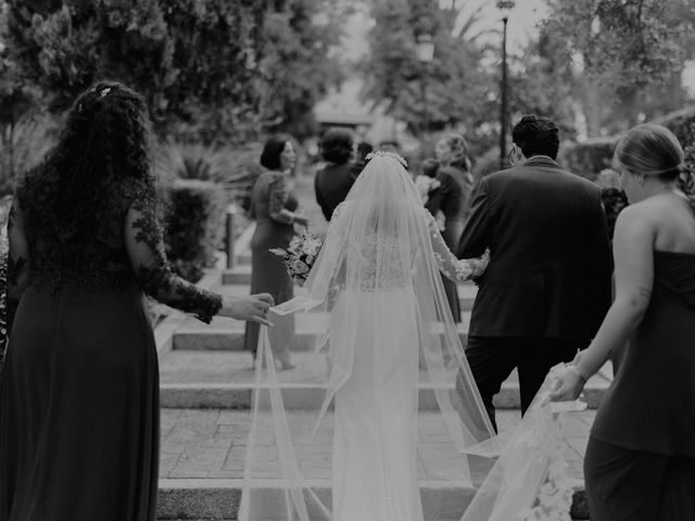 La boda de Gabriel y Macarena en Huerta De Valdecarabanos, Toledo 18