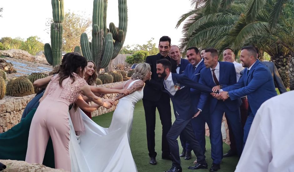 La boda de Héctor  y Chari en Campos, Islas Baleares