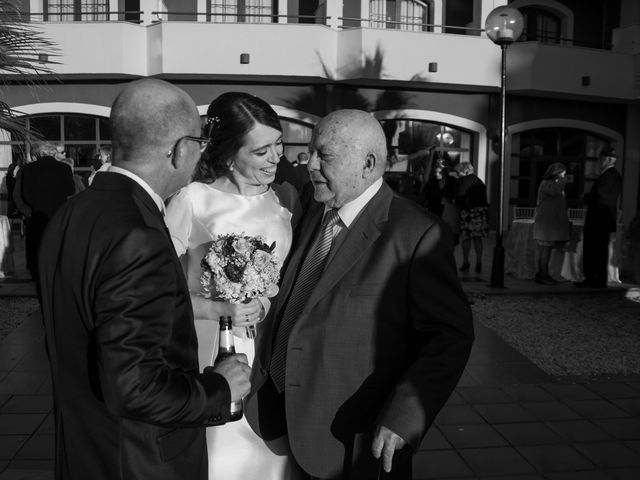 La boda de Juan y Sara en La Nava De Santiago, Badajoz 27