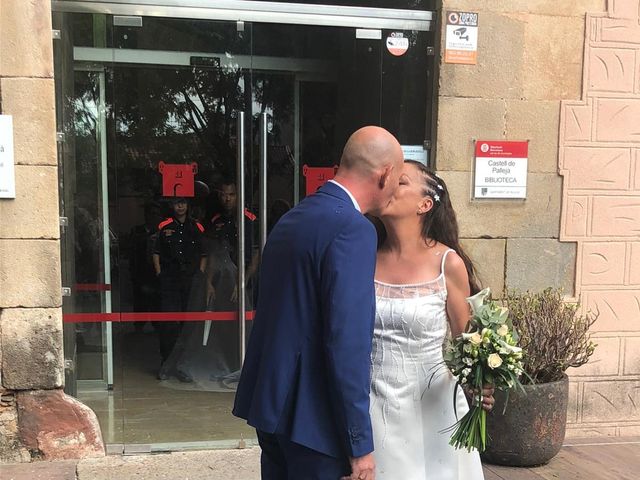 La boda de Toni y Meritxell en Palleja, Barcelona 3