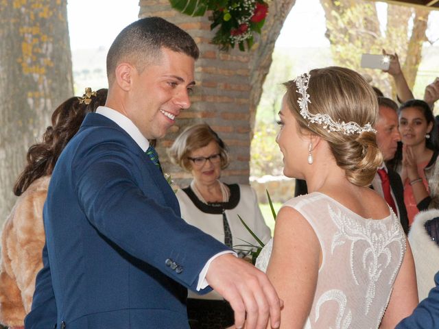 La boda de Rubén y Maruxa en Alalpardo, Madrid 20