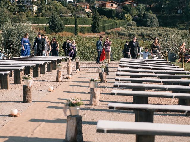 La boda de Marina y Judith en Castellvi De Rosanes, Barcelona 24