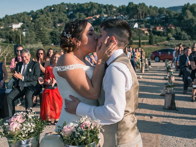 La boda de Marina y Judith en Castellvi De Rosanes, Barcelona 37