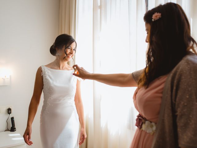 La boda de Saúl y Fátima en El Campello, Alicante 26