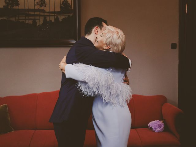 La boda de Rubén y Beatriz en Gijón, Asturias 32