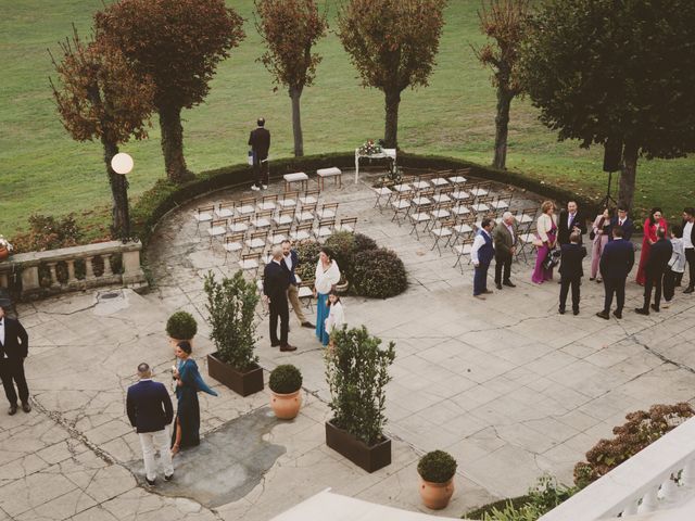 La boda de Rubén y Beatriz en Gijón, Asturias 36