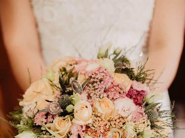 La boda de Aythami y Elizabeth en Candelaria, Santa Cruz de Tenerife 33