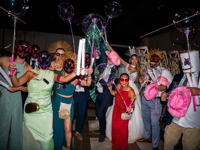 La boda de Sandra y Sergio en Valbuena De Duero, Valladolid 43