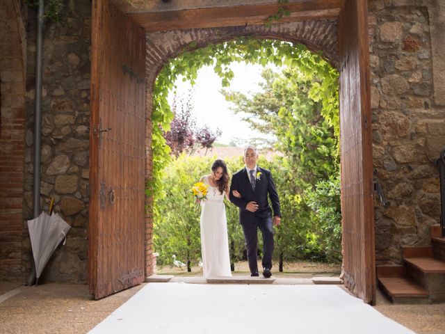 La boda de Xavi y Laura en Vilanova Del Valles, Barcelona 5
