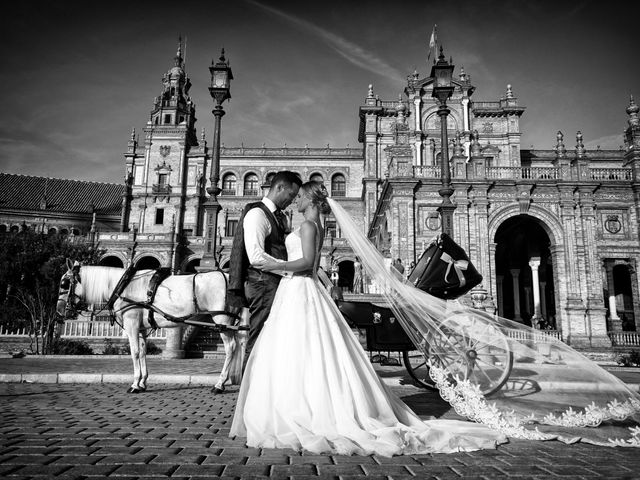 La boda de María y Daniel en Santiponce, Sevilla 32