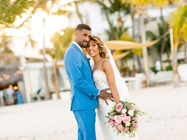 La boda de Joseph y Savis en Costa, Las Palmas 41