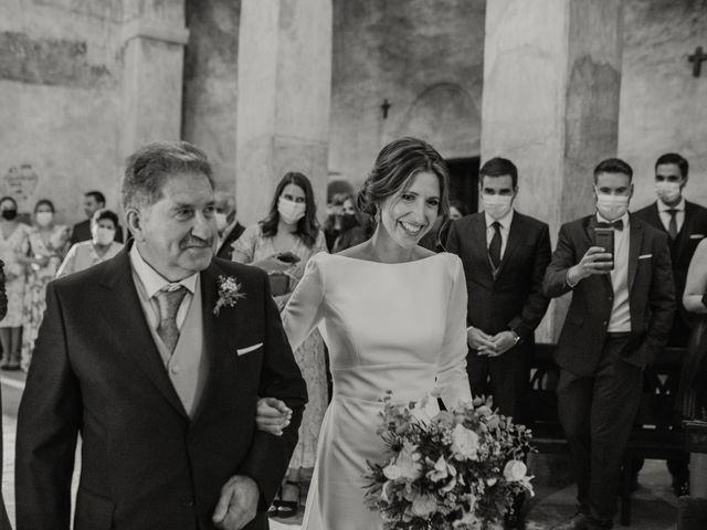 La boda de Héctor y Noelia en Colloto (Oviedo), Asturias 2