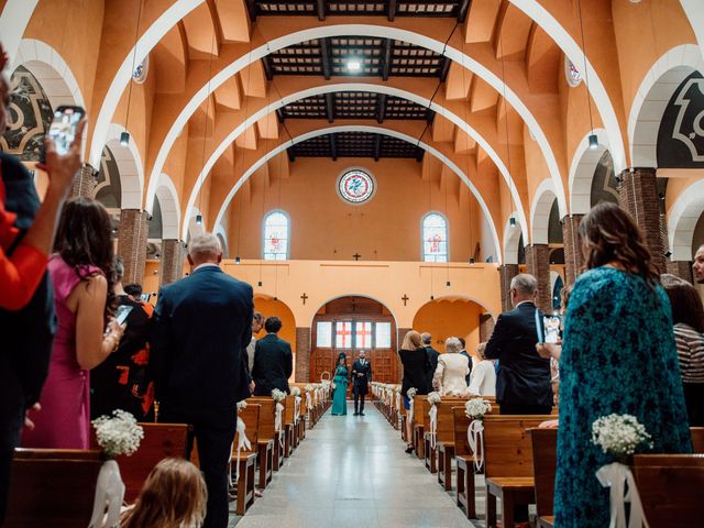 La boda de Iván y Noelia en Sant Vicenç De Montalt, Barcelona 40