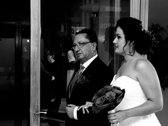 La boda de Jose y Isabel en Cáceres, Cáceres 15