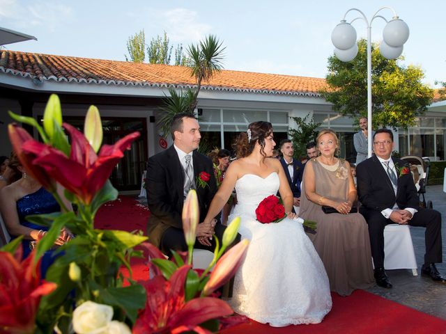 La boda de Jose y Isabel en Cáceres, Cáceres 18