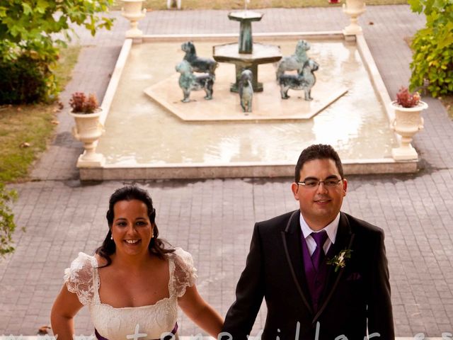 La boda de Javi y Vero en Noia, A Coruña 17