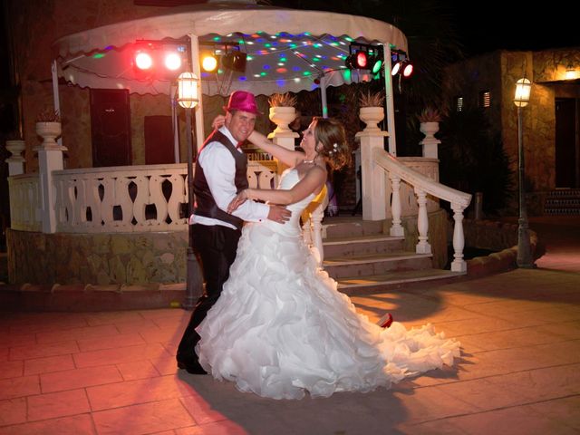 La boda de Álex y Ana en Tavernes De La Valldigna, Valencia 2