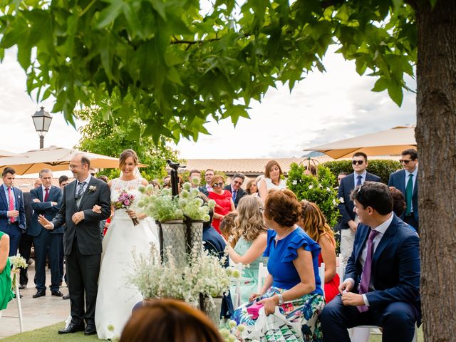 La boda de Victor y Veronica en Madrid, Madrid 19