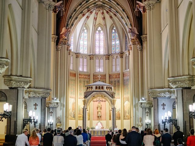 La boda de Noelia y Jorge en Sant Fost De Campsentelles, Barcelona 29