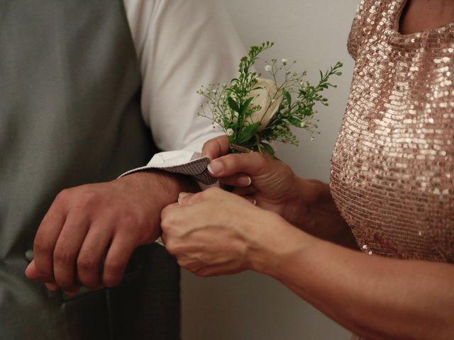 La boda de Josué y Miriam en Los Palacios Y Villafranca, Sevilla 4