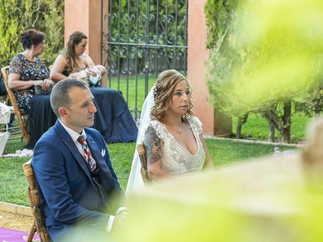 La boda de Silvia y Victor en Fuentes De Andalucia, Sevilla 17