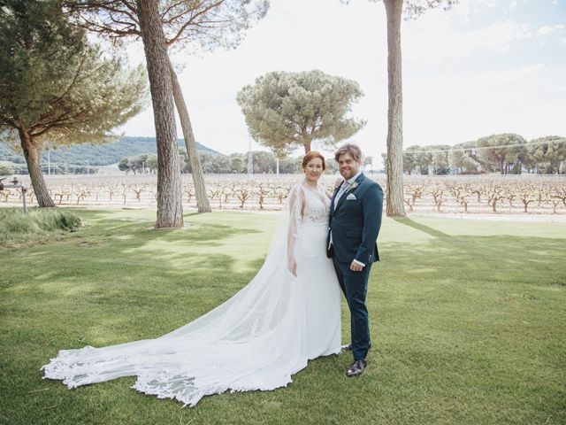 La boda de Annie y Alberto en Quintanilla De Onesimo, Valladolid 229