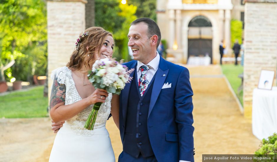 La boda de Silvia y Victor en Fuentes De Andalucia, Sevilla