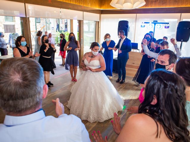 La boda de Mateo y Rebeca en Bergondo, A Coruña 38