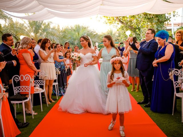 La boda de Belinda y Oscar en Velez Malaga, Málaga 33