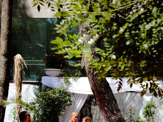 La boda de David y Silvia en Madrid, Madrid 93