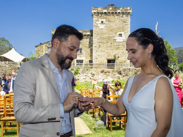 La boda de Ramiro y Tara en Vilanova (Lourenza), Lugo 16