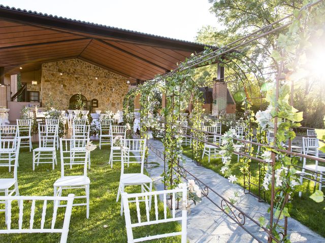 La boda de Cristina y Tomas en Fuenlabrada, Madrid 11