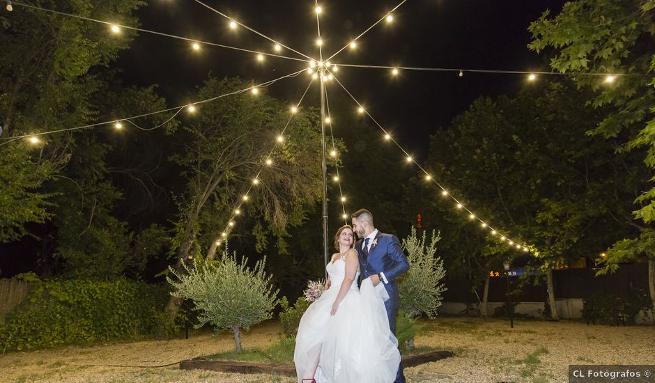 La boda de Cristina y Tomas en Fuenlabrada, Madrid